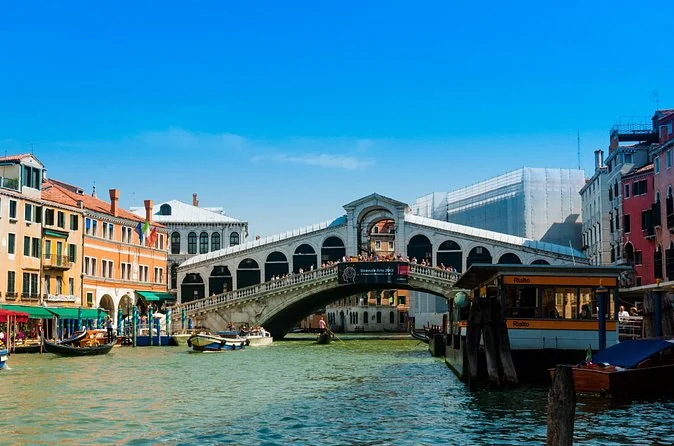 Panorama-Bootstour auf dem Canal Grande in der Kleingruppe